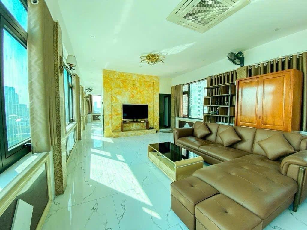 Cần bán gấp bán nhanh căn nhà mặt phố 10 tầng, 69 m2 tại Đường Trần Phú - Hà Đông, giá 30 tỷ