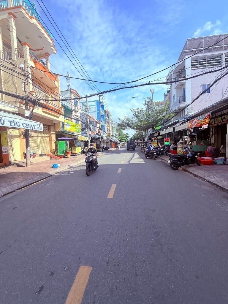 Sở hữu nhà mặt tiền 150 m2 tại Đường Bông Sao - 5 - Quận 8 - TP Hồ Chí Minh, giá 13 tỷ