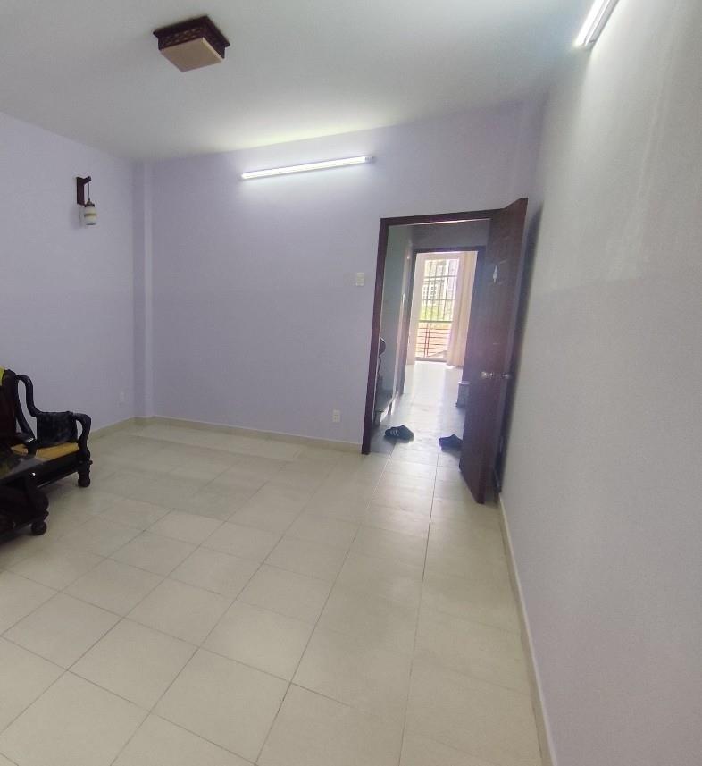 Cho thuê gấp phòng trọ 20 m2 tại Đường Ung Văn Khiêm - 25 - Bình Thạnh, giá 4,4 tr/tháng