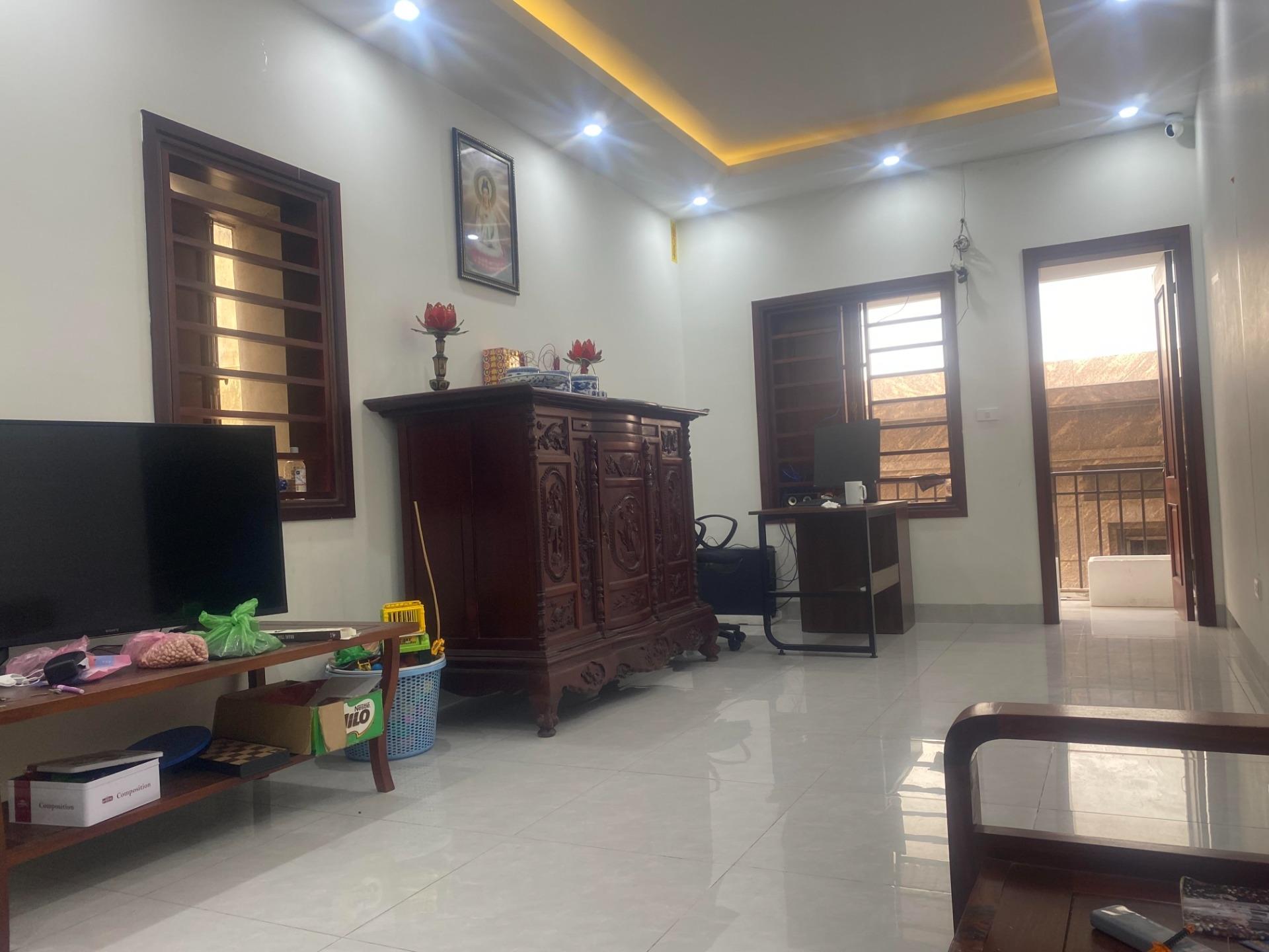 Cho thuê căn hộ 65 m2 tại Đường Tôn Đản - Lý Thái Tổ - Hoàn Kiếm - Hà Nội, giá 18 tr/tháng