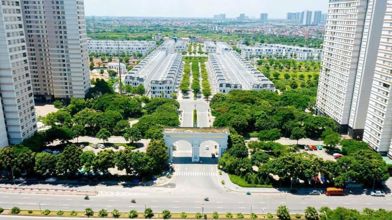 Sở hữu nhà biệt thự 180 m2, giá 38 tỷ tại Đường Tố Hữu - La Khê - Hà Đông - Hà Nội