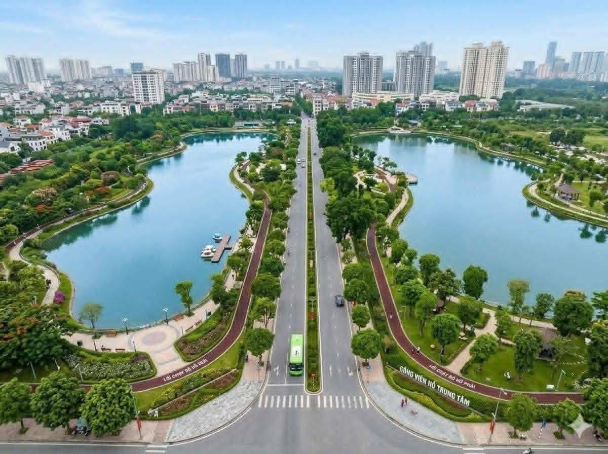 Bán căn liền kề 196 m2, giá 66 tỷ tại Đường Lê Văn Lương - Trung Văn - Nam Từ Liêm - Hà Nội