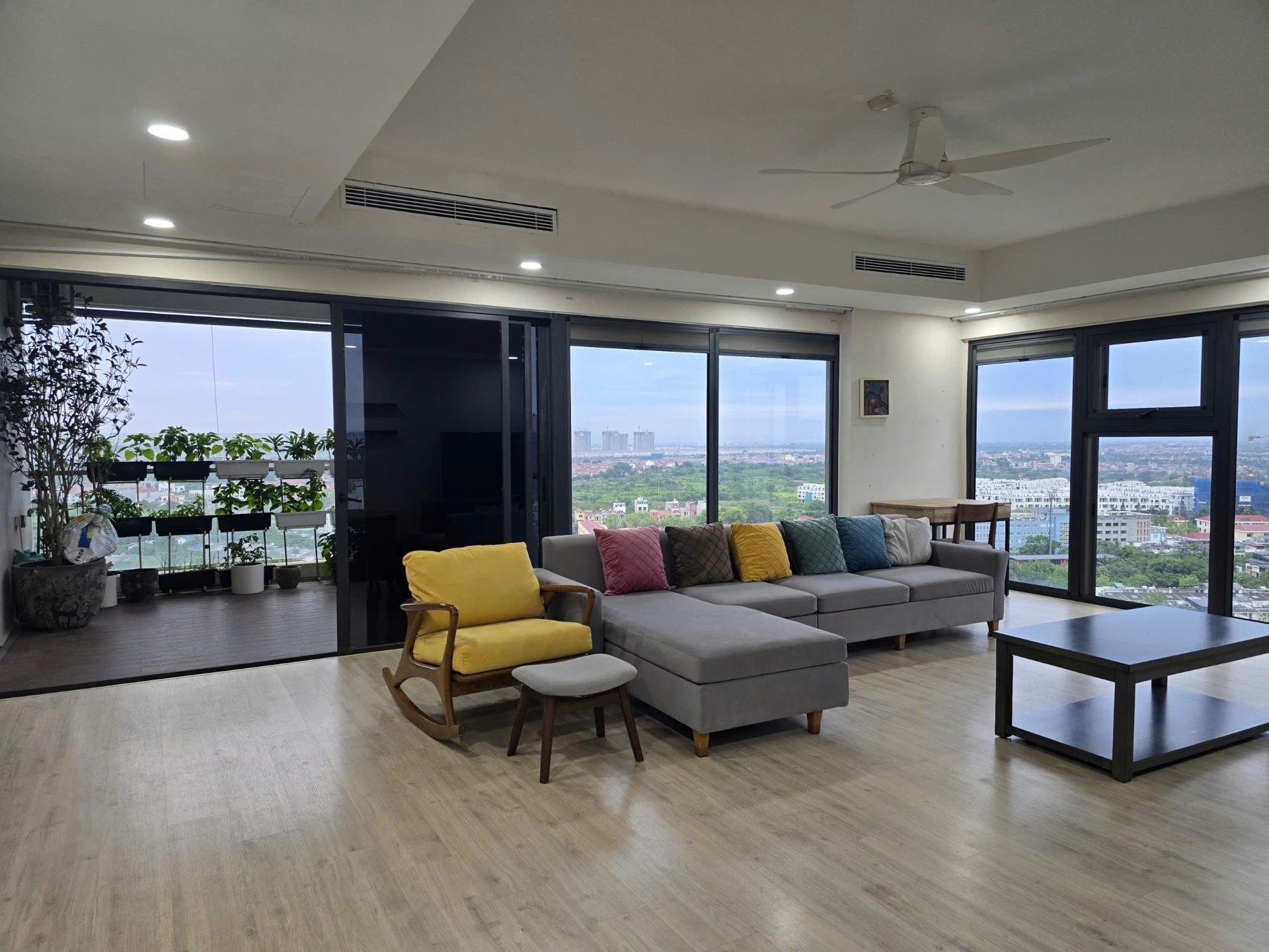 Bán nhanh căn hộ chung cư 158 m2, giá 10,5 tỷ tại Đường Trúc - Xuân Quan - Văn Giang - Hưng Yên