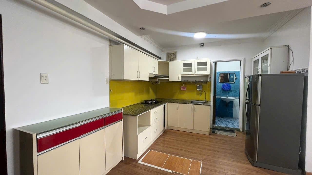 Cần cho thuê gấp căn chung cư 50 m2 tại Đường Cách Mạng Tháng Tám - Quận 3, giá 9 triệu/tháng
