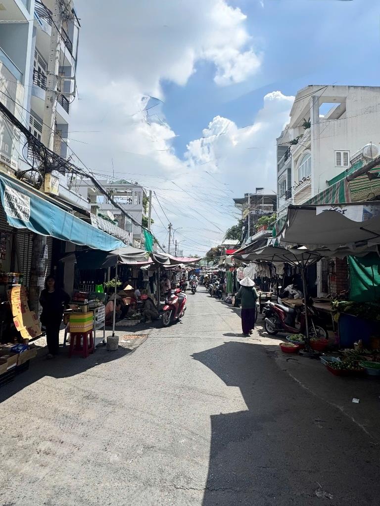 Cần bán gấp nhà shr 108 m2 tại Đường 1A - Bình Hưng Hòa A - Bình Tân - TP Hồ Chí Minh, giá 9,5 tỷ