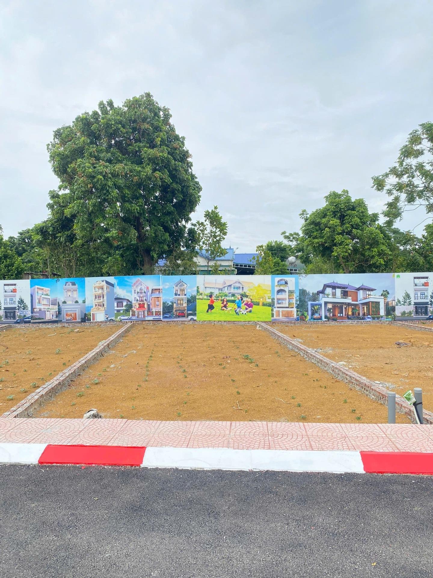 Bán gấp nền đất 92 m2, hướng Đông-Bắc tại Xã Nam Phương Tiến - Chương Mỹ - Hà Nội, giá 1,4 tỷ