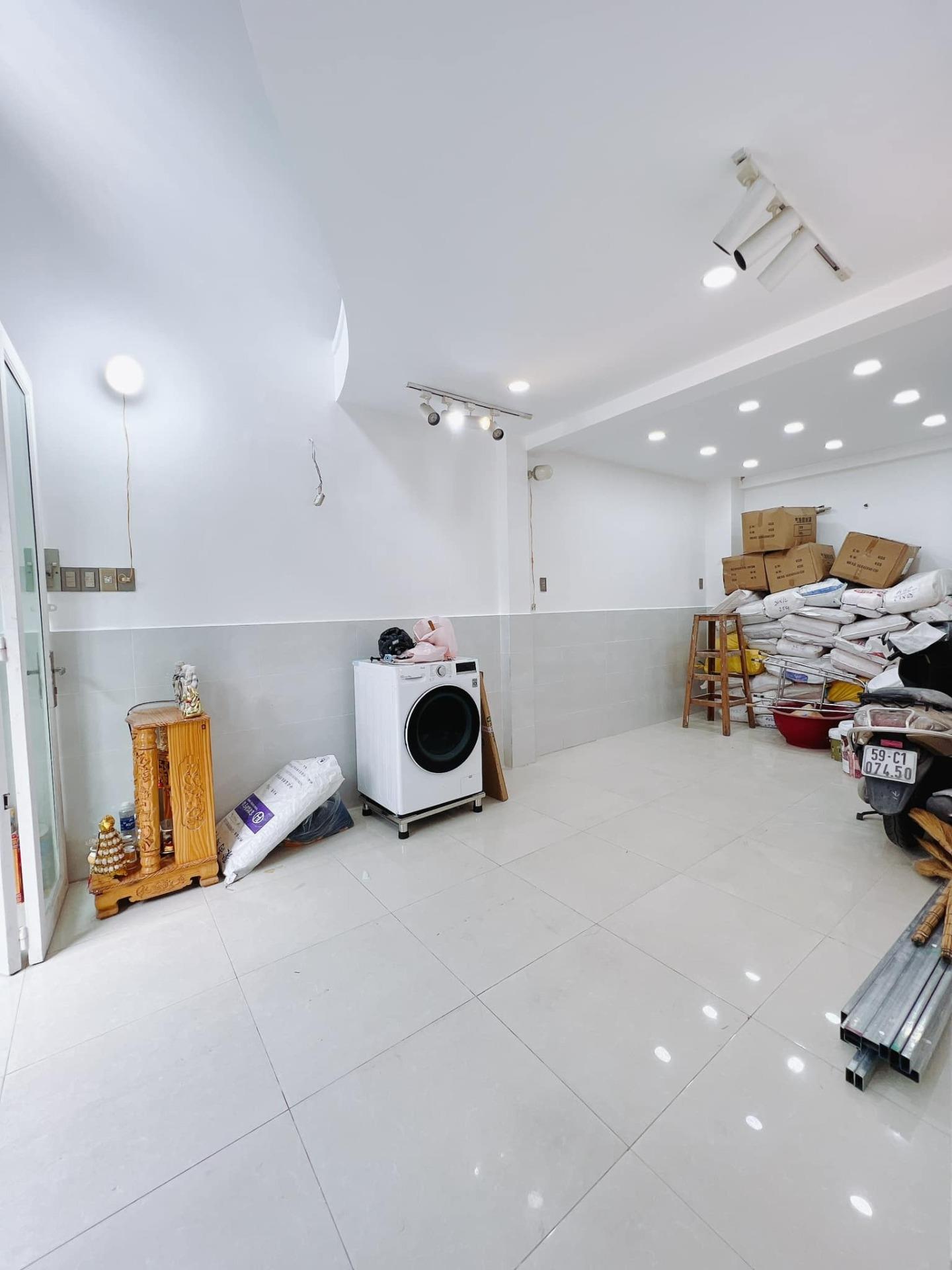 Cần bán nhà đẹp 80 m2 tại Đường Trịnh Như Khuê - Bình Chánh - Bình Chánh, giá 1,15 tỷ