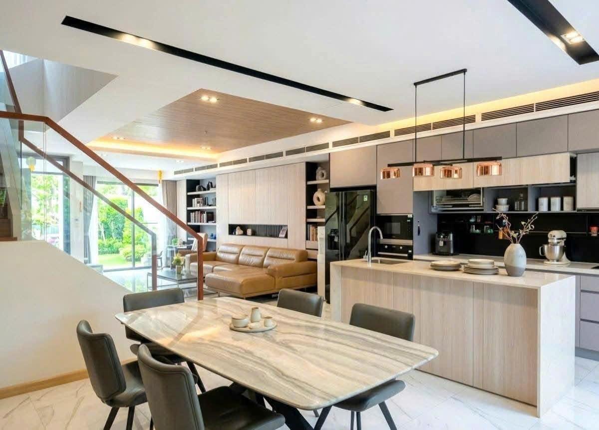 Cần bán ngay căn biệt thự 120 m2, giá 36 tỷ tại Phố Lê Trọng Tấn - La Khê - Hà Đông - Hà Nội