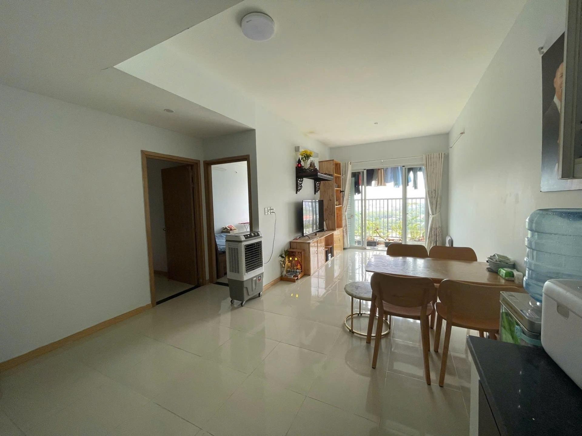 Cần cho thuê gấp chung cư 75 m2 tại Đường Trịnh Đình Thảo - Tân Phú, giá 10 triệu/tháng