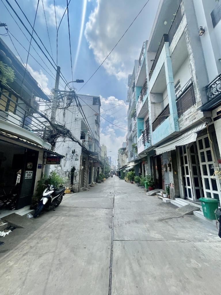Cần bán nhanh nhà riêng 46 m2 tại Đường Chiến Lược - Bình Trị Đông - Bình Tân, giá 7 tỷ