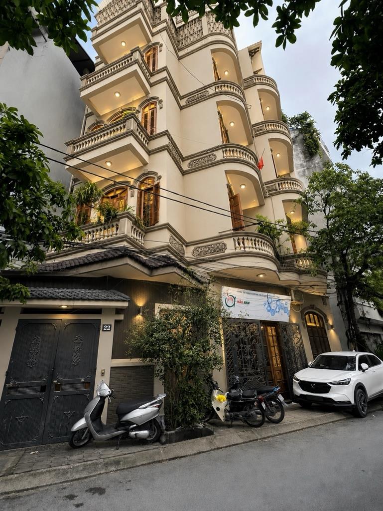 Bán nhà sổ hồng riêng 70 m2 tại Quận Đống Đa - Hà Nội, giá 23,9 tỷ