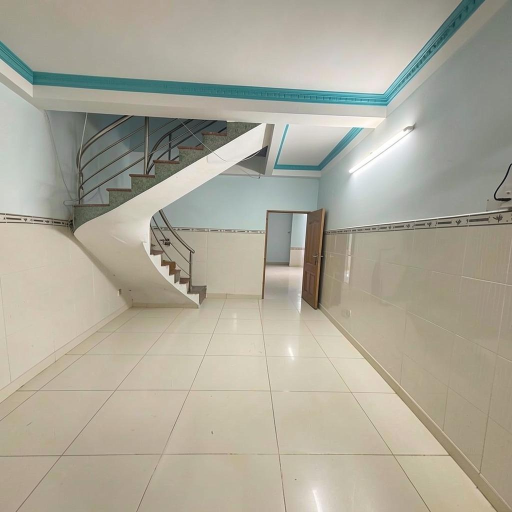 Sở hữu nhà mặt phố 182 m2, hướng Tây-Bắc tại Đường Phạm Hữu Lầu - Phước Kiển - Nhà Bè, giá 8,95 tỷ