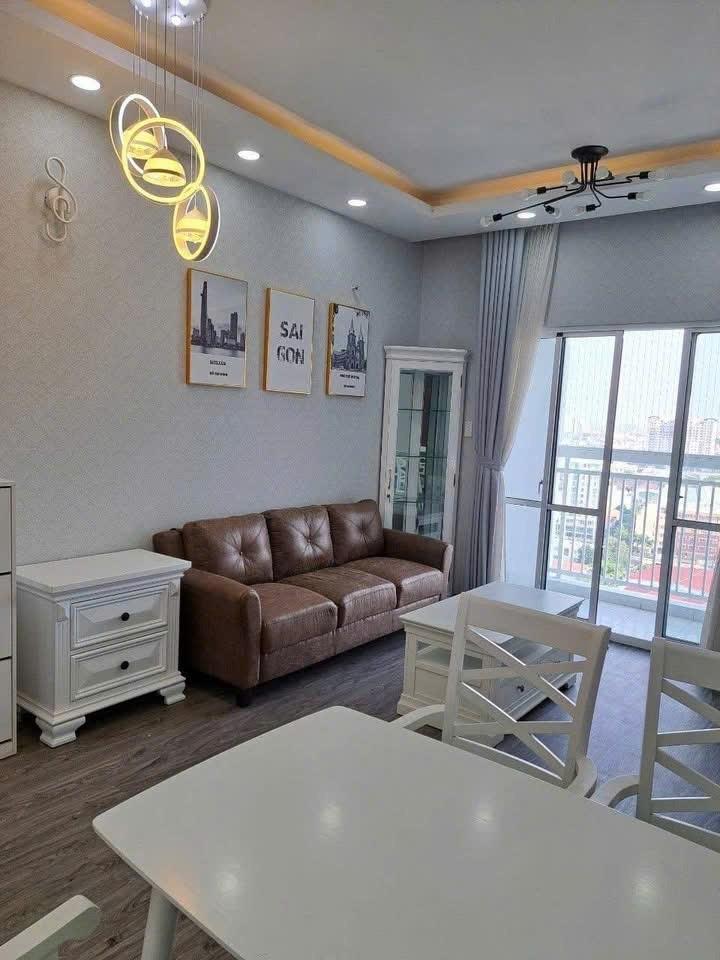 Cần cho thuê gấp căn chung cư 67 m2 tại Đường Phạm Văn Hai - Tân Bình, giá 13 tr/tháng