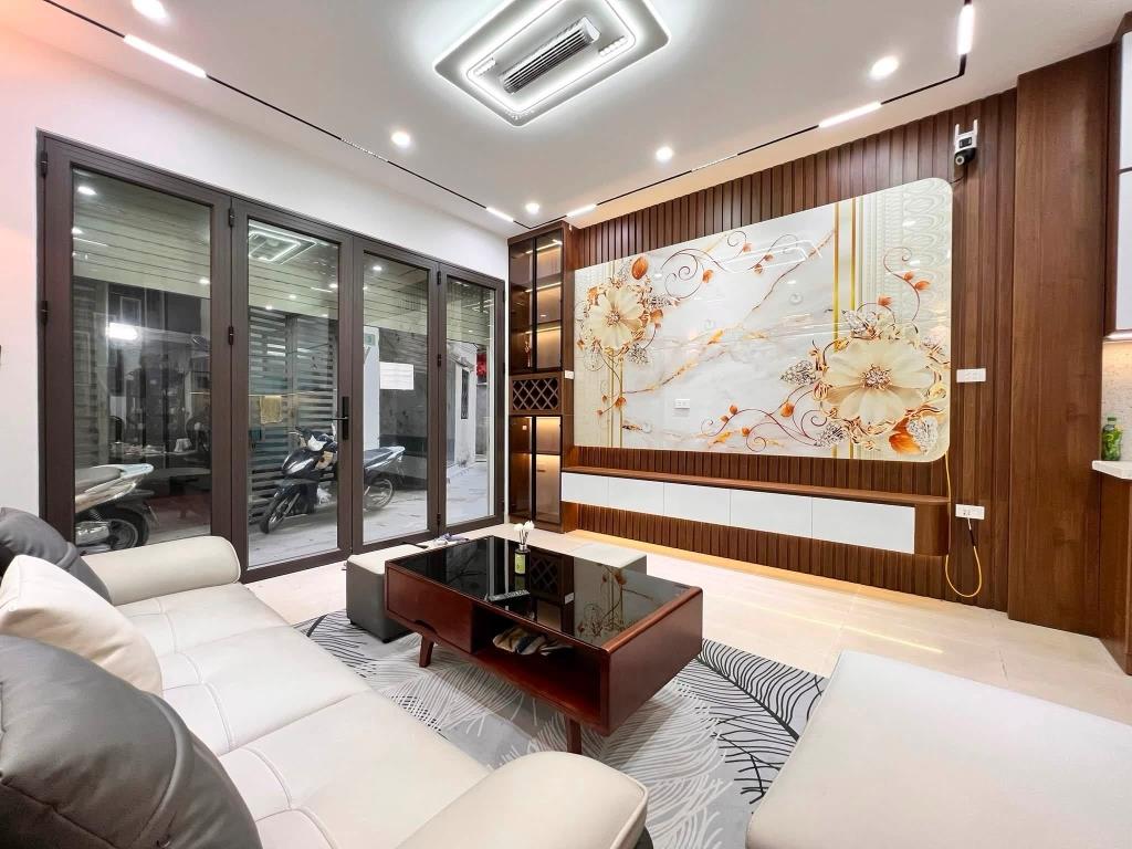 Cần bán nhanh căn nhà riêng 34 m2 tại Phường Bách Khoa - Hai Bà Trưng - Hà Nội, giá 8,8 tỷ