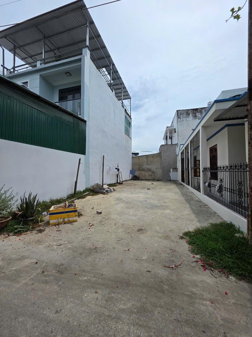 Bán gấp nền đất 93,5999984741211 m2 tại Đường Phú Xương - Nha Trang - Khánh Hòa, giá 4,6 tỷ