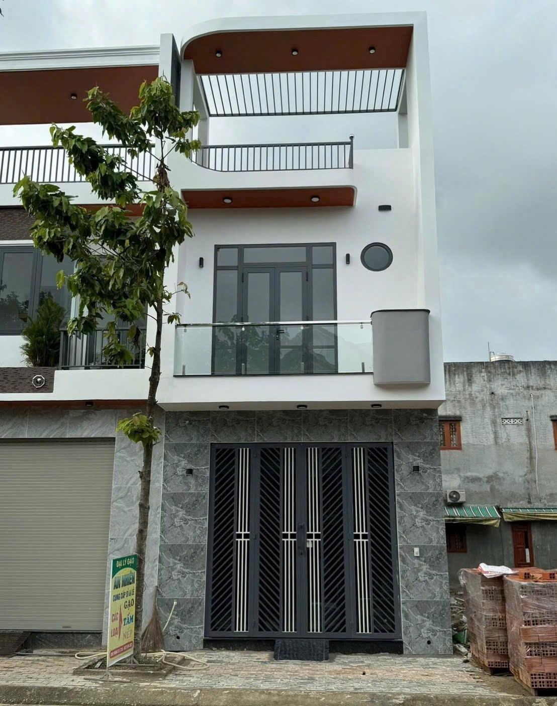 Cần bán nhanh nhà riêng 63 m2 tại Xã Tân Hiệp - Tân Uyên - Bình Dương, giá 1,95 tỷ