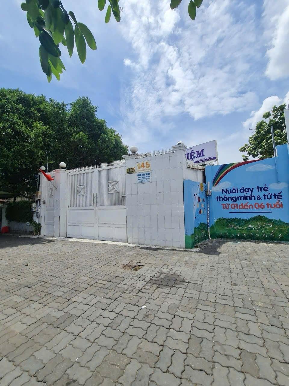 Bán nhanh miếng đất 430 m2, hướng Tây tại Quận Thủ Đức - TP Hồ Chí Minh, giá 225 tỷ
