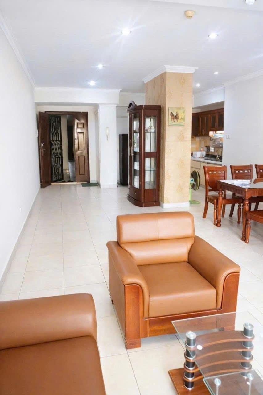 Cần cho thuê nhà chung cư 83 m2 tại Đường Hoàng Hoa Thám - Tân Bình, giá 10 tr/tháng