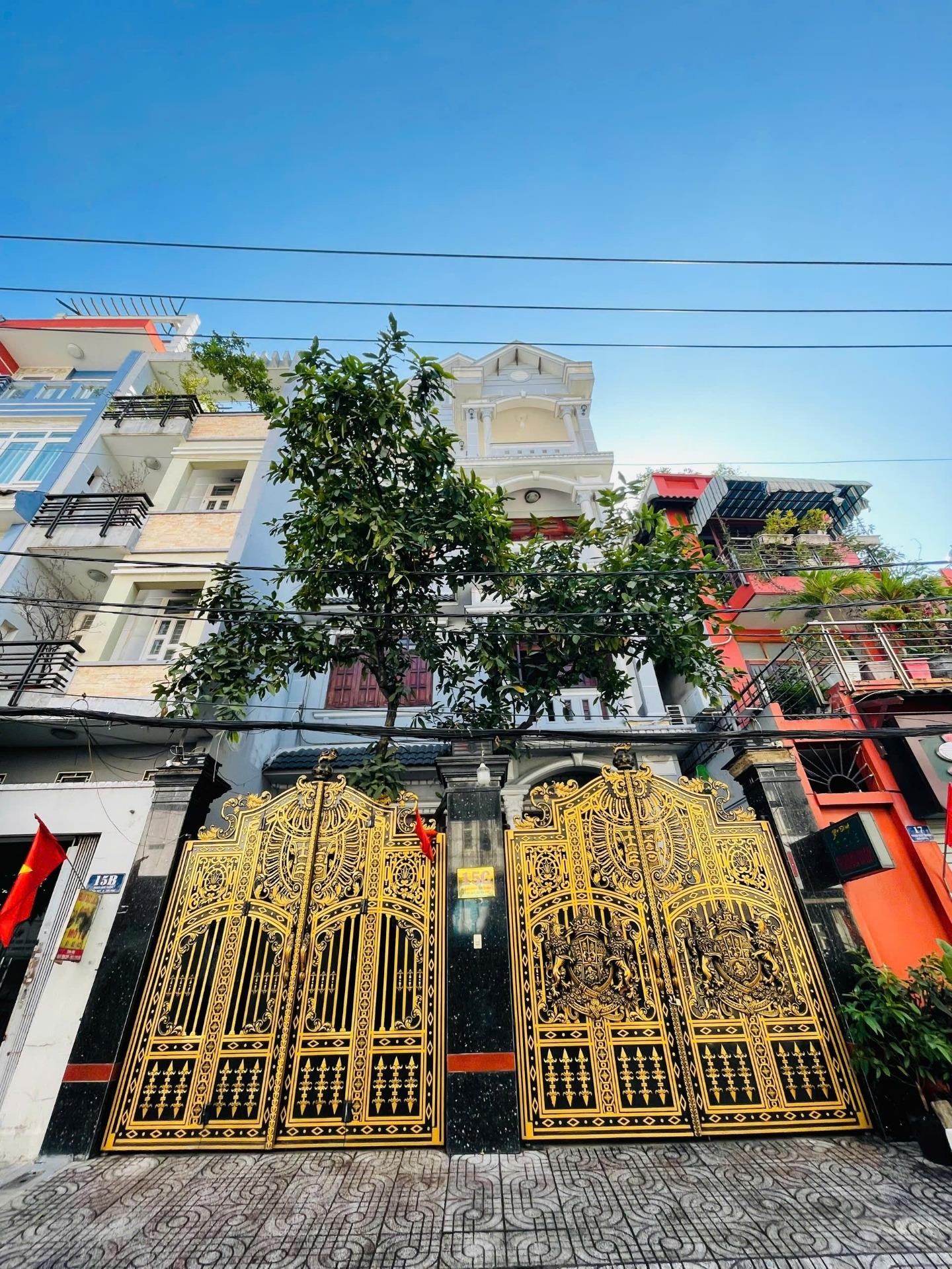 Cần bán gấp biệt thự siêu đẹp 148 m2, giá 24,9 tỷ tại Tân Phú - TP Hồ Chí Minh