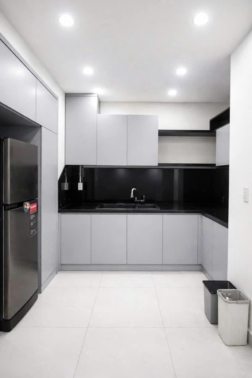 Cần cho thuê gấp chung cư 90 m2 tại Phố Lý Thường Kiệt - Quận 10, giá 14,5 triệu/tháng