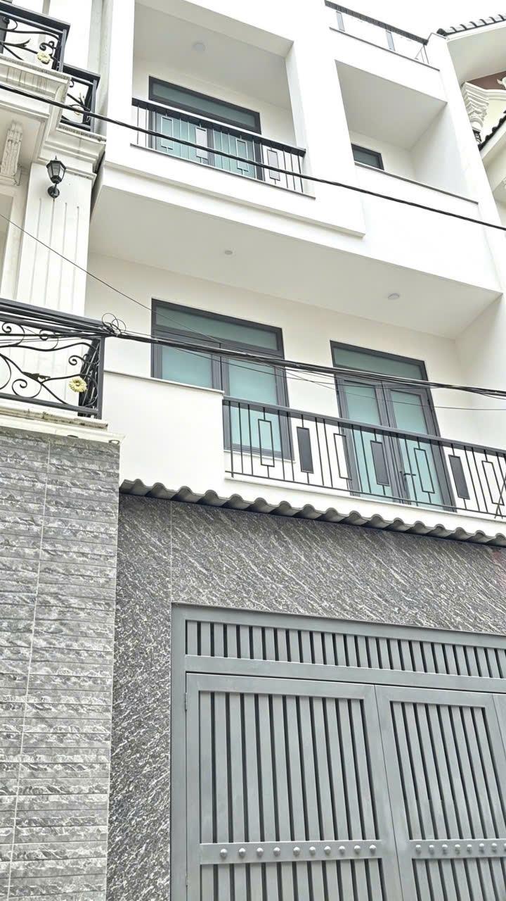 Cần bán gấp nhà 54 m2 tại Đường Lê Văn Việt - Tăng Nhơn Phú A - Quận 9, giá 4,85 tỷ