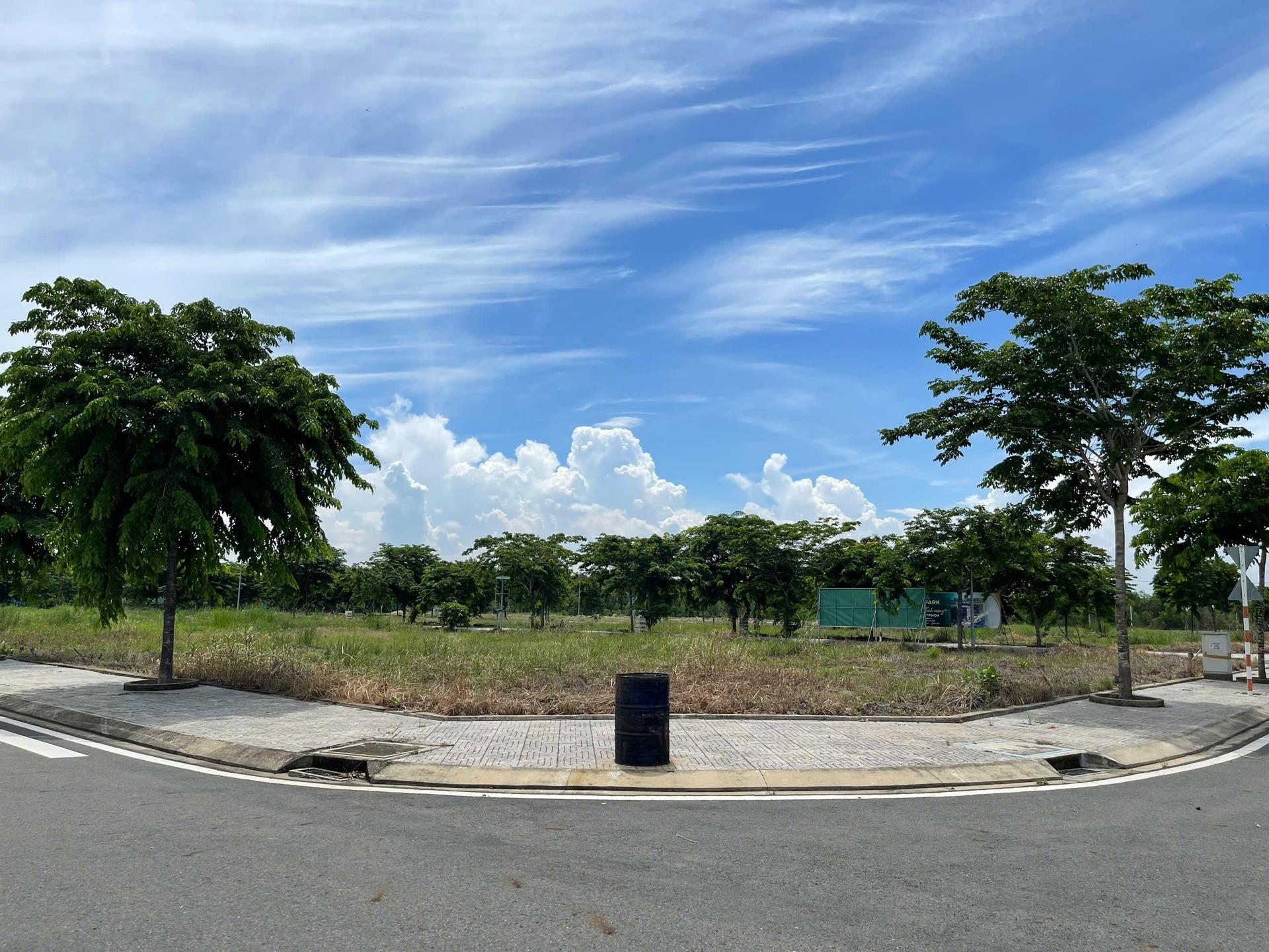 Cần bán nền đất 90 m2, hướng Nam tại Đường 10 - Đức Hoà Đông - Đức Hòa - Long An, giá 2,86 tỷ