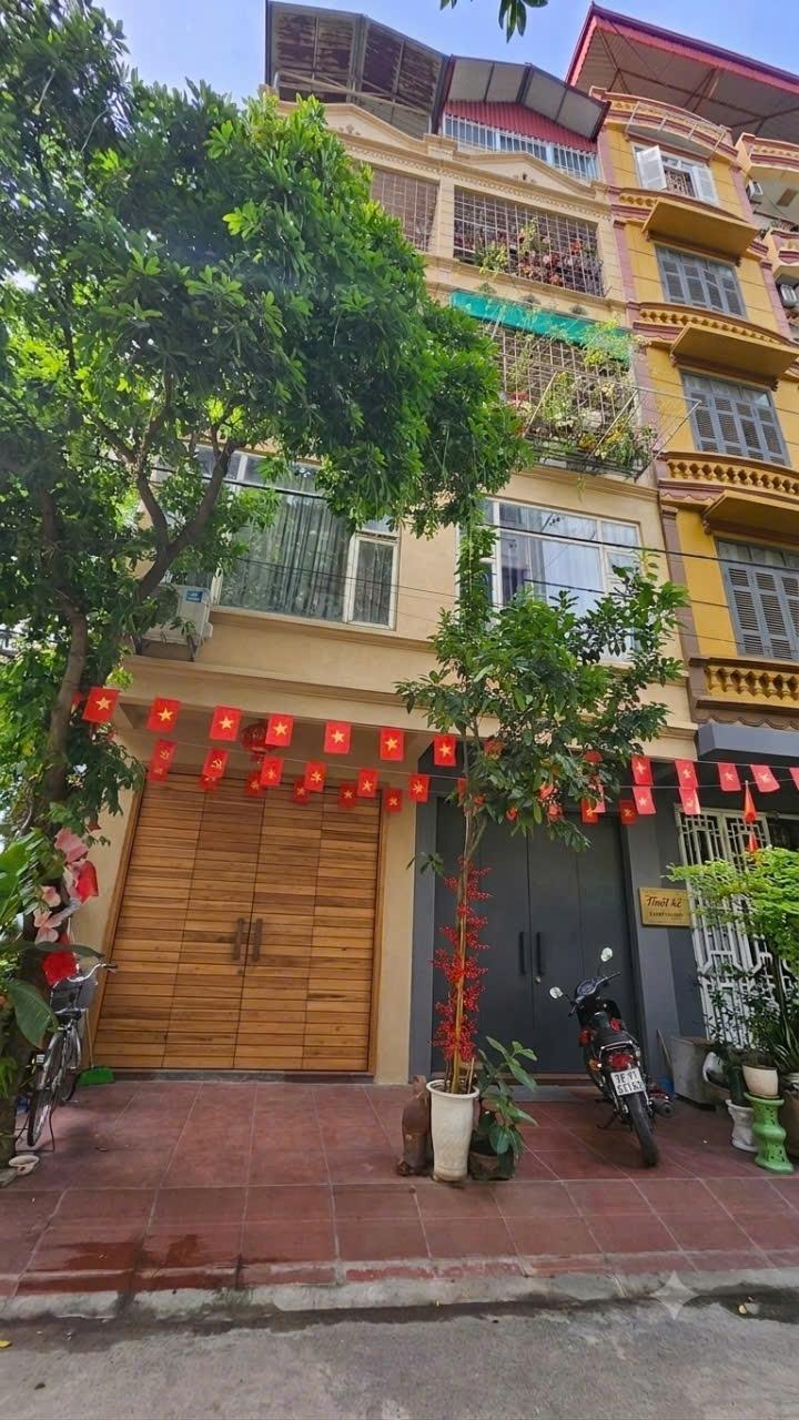 Cần bán biệt thự 80 m2, giá 28 tỷ tại Phường Mỗ Lao - Hà Đông - Hà Nội