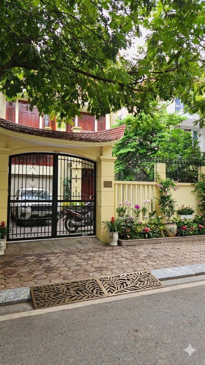 Sở hữu ngay căn biệt thự 230 m2, giá 49 tỷ tại Đường Nguyễn Khuyến - Phúc La - Hà Đông - Hà Nội