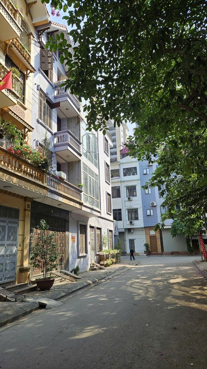 Cần bán ngay liền kề 75 m2, giá 22 tỷ tại Đường 19/5 - Văn Quán - Hà Đông - Hà Nội
