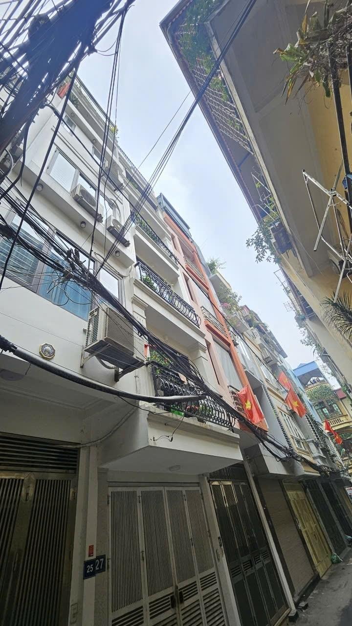 Bán nhanh nhà 46 m2 tại Đường Chiến Thắng - Văn Quán - Hà Đông - Hà Nội, giá 12 tỷ