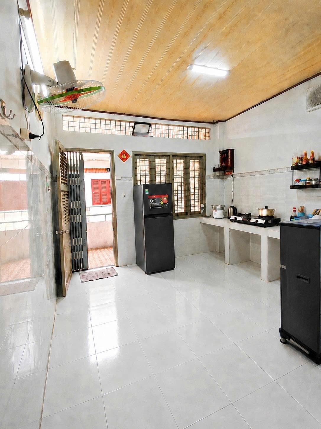 Bán nhà chung cư 85 m2, giá 2,49 tỷ tại Đường Khuông Việt - Phú Trung - Tân Phú - TP Hồ Chí Minh