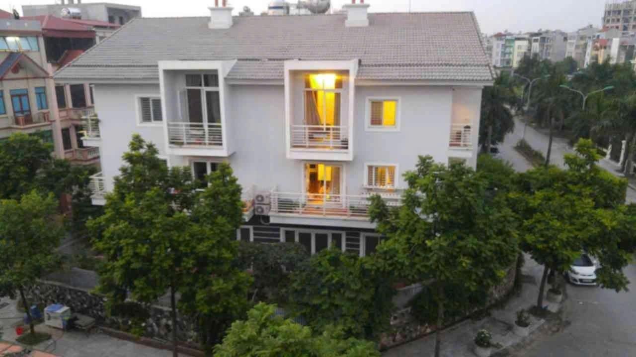 Bán gấp nhà biệt thự liền lề 185 m2, giá 50 tỷ tại Phường Vạn Phúc - Hà Đông - Hà Nội
