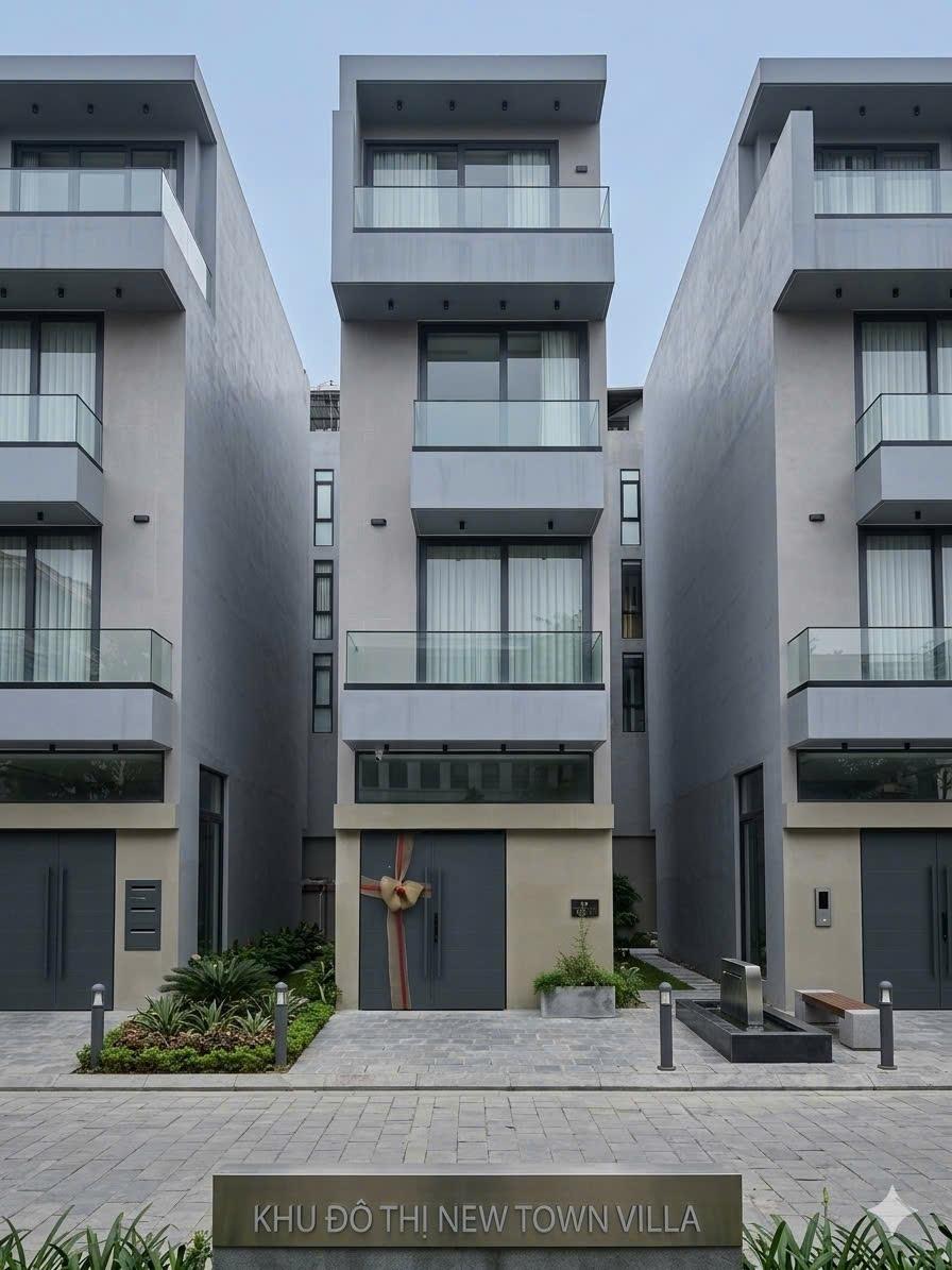 Cần bán gấp nhà biệt thự, liền kề 50 m2, giá 24 tỷ tại Phường Vạn Phúc - Hà Đông - Hà Nội