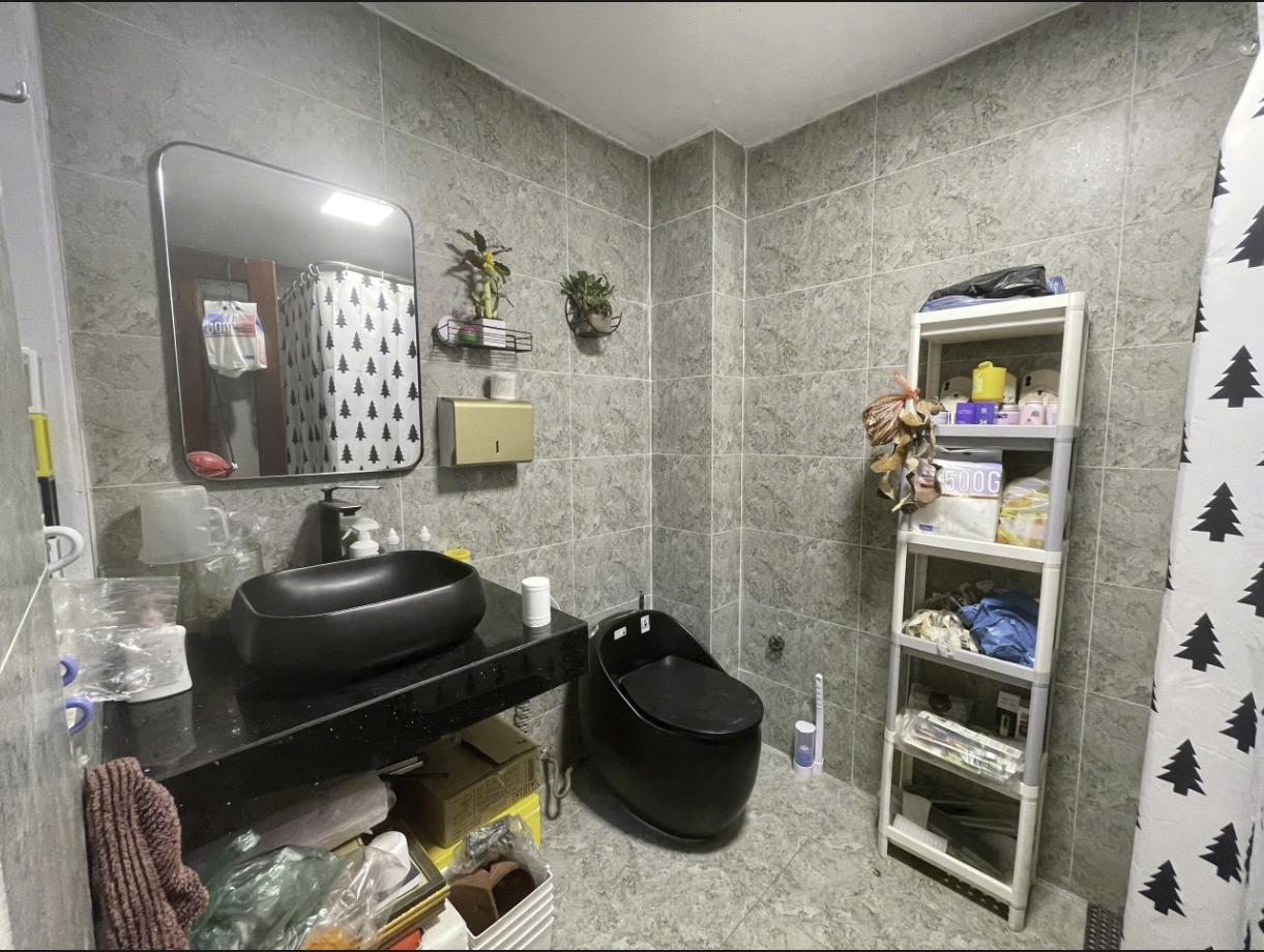 Cho thuê gấp nhà sổ riêng tại Đường Nguyễn Văn Huyên - Cầu Giấy, 64 m2, giá 17 triệu/tháng