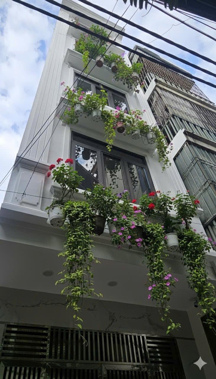 Cần bán nhà sổ riêng 50 m2 tại Đường Trần Phú - Văn Quán - Hà Đông - Hà Nội, giá 15 tỷ