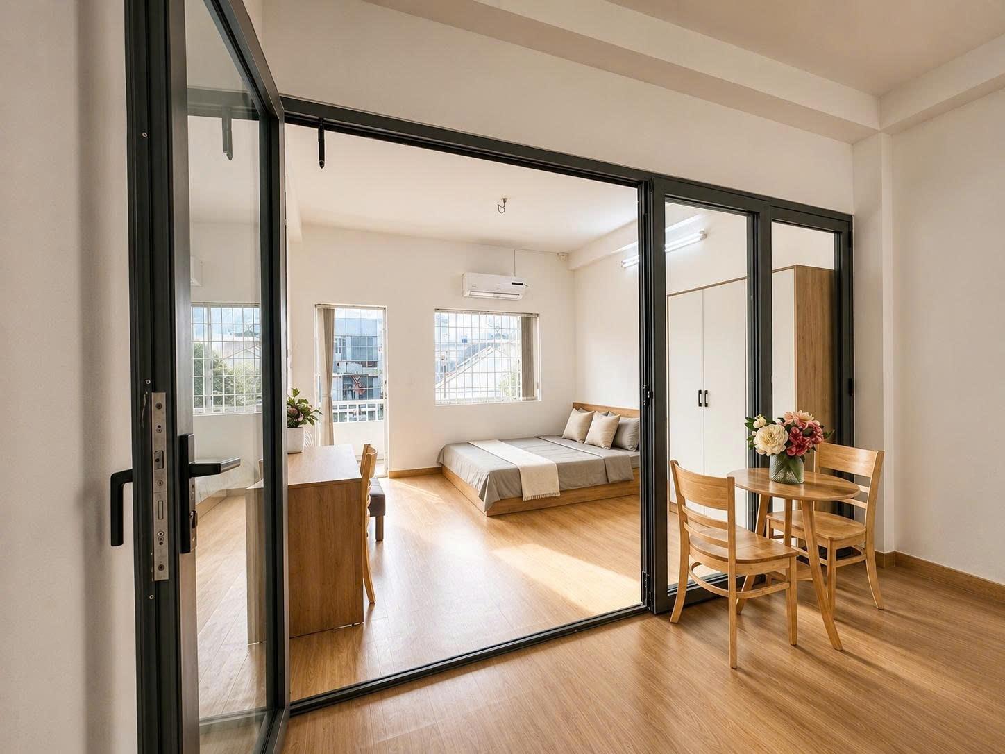 Cho thuê gấp căn hộ 40 m2 tại Đường Cách Mạng Tháng Tám - Quận 3, giá 9,3 tr/tháng