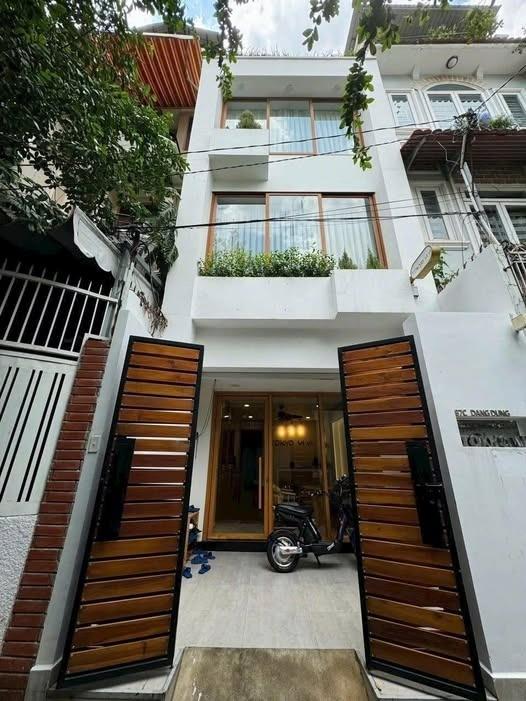 Bán nhanh nhà đẹp 204 m2 tại Phố Đặng Dung - Tân Định - Quận 1 - TP Hồ Chí Minh, giá 19,5 tỷ