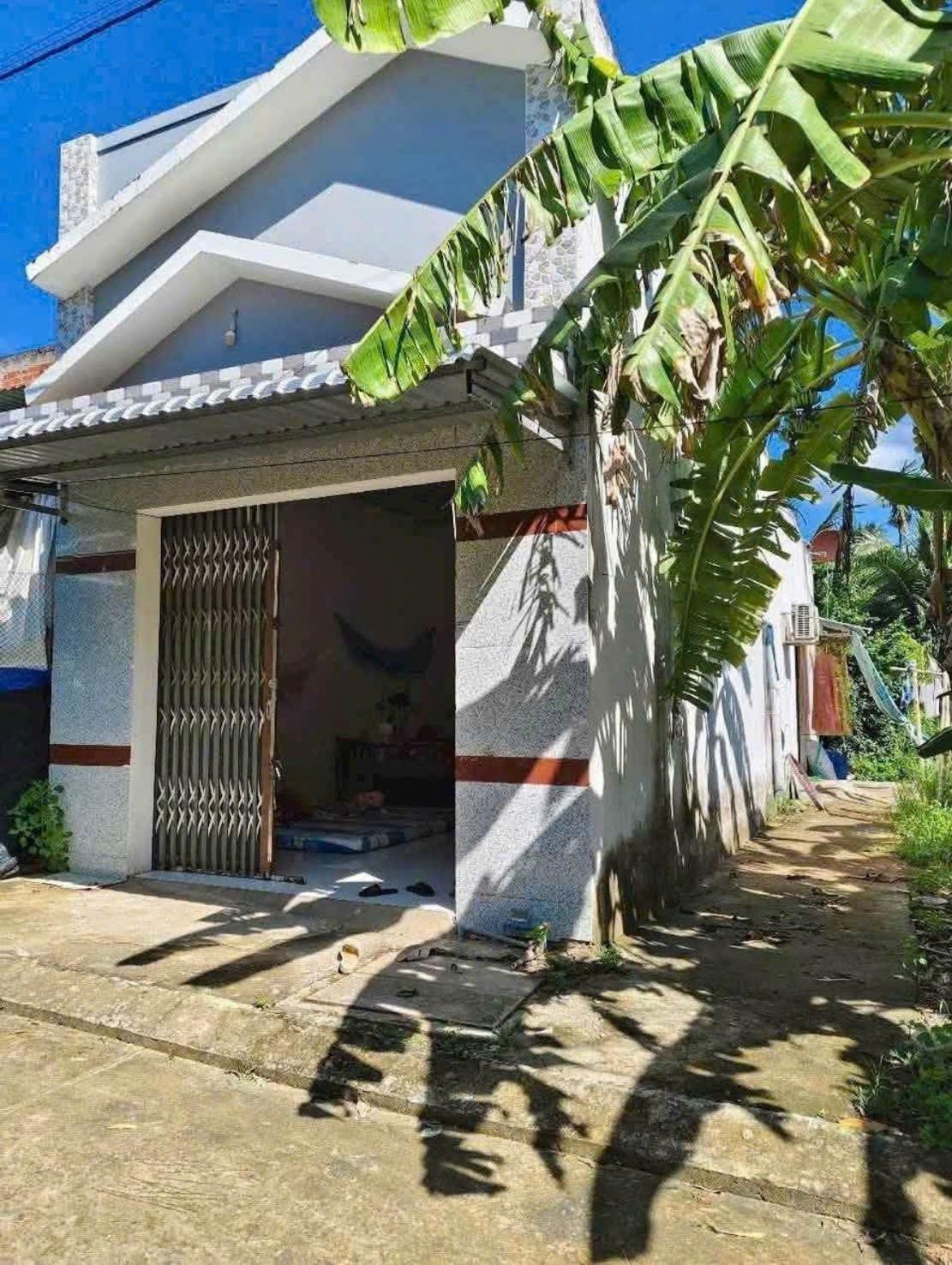 Sở hữu căn nhà riêng 56 m2 tại Đường Thới Tam Thôn 6 - Thới Tam Thôn - Hóc Môn, giá 829 triệu