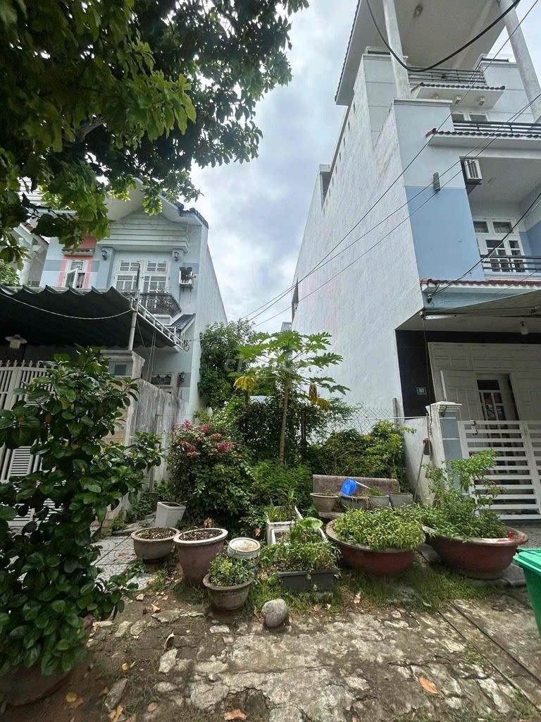 Cần bán ngay đất nền 100 m2, hướng Đông tại An Hải Bắc - Sơn Trà - Đà Nẵng, giá 15 tỷ
