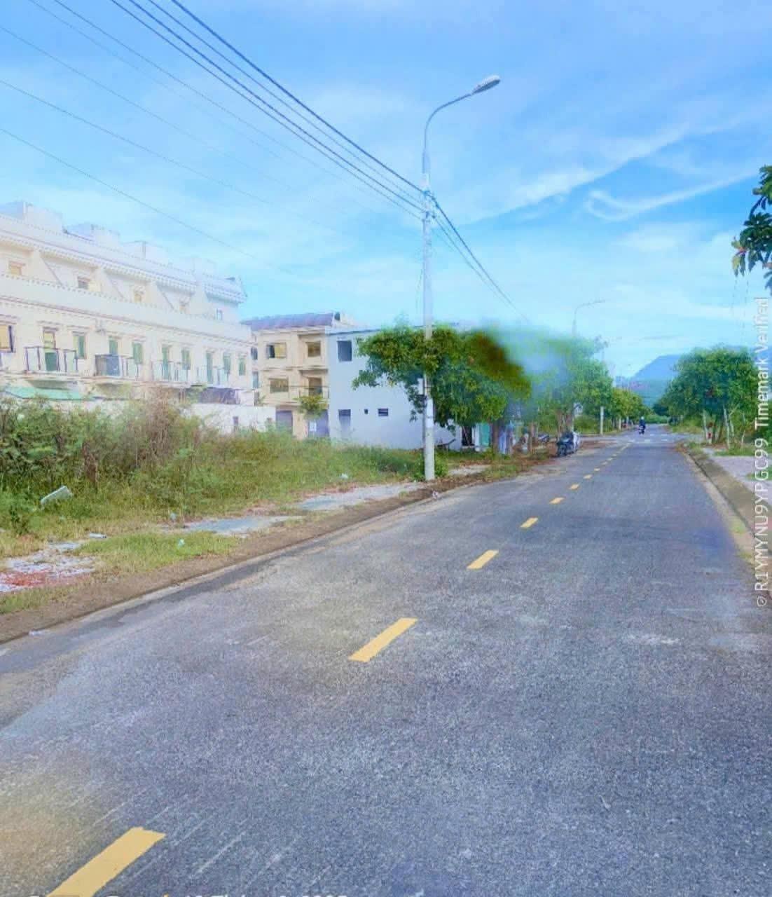 Bán đất nền 100 m2, hướng Đông-Bắc tại Phường Hòa Hiệp Nam - Liên Chiểu - Đà Nẵng, giá 4,05 tỷ