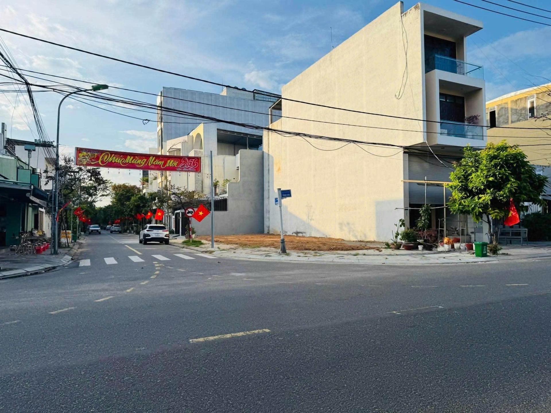 Bán gấp đất nền 155 m2, hướng Đông-Nam tại Hòa Khánh Nam - Liên Chiểu - Đà Nẵng, giá 15,5 tỷ