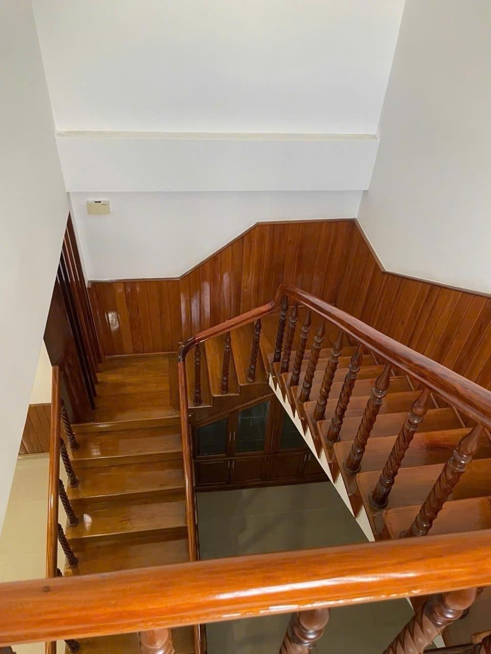Bán căn nhà đẹp 100 m2 tại Phường Hòa Hiệp Nam - Liên Chiểu - Đà Nẵng, giá 4,8 tỷ