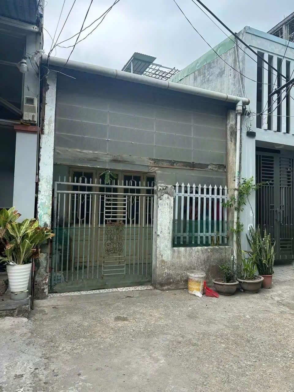 Cần bán nhanh nhà riêng sổ đỏ 57 m2 tại Phố Nam Cao - Hòa Khánh Nam - Liên Chiểu, giá 2,55 tỷ