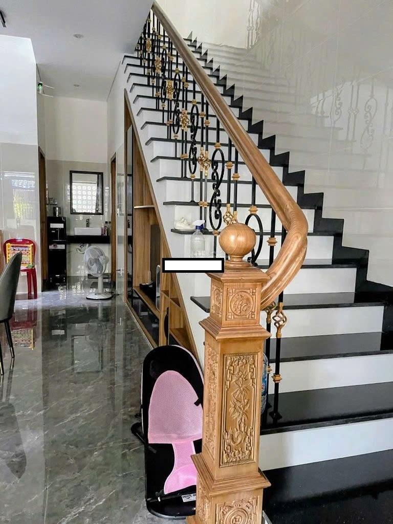 Cần bán gấp căn nhà 103 m2 tại Đường Bàu Làng - Thanh Khê Đông - Thanh Khê - Đà Nẵng, giá 11,9 tỷ
