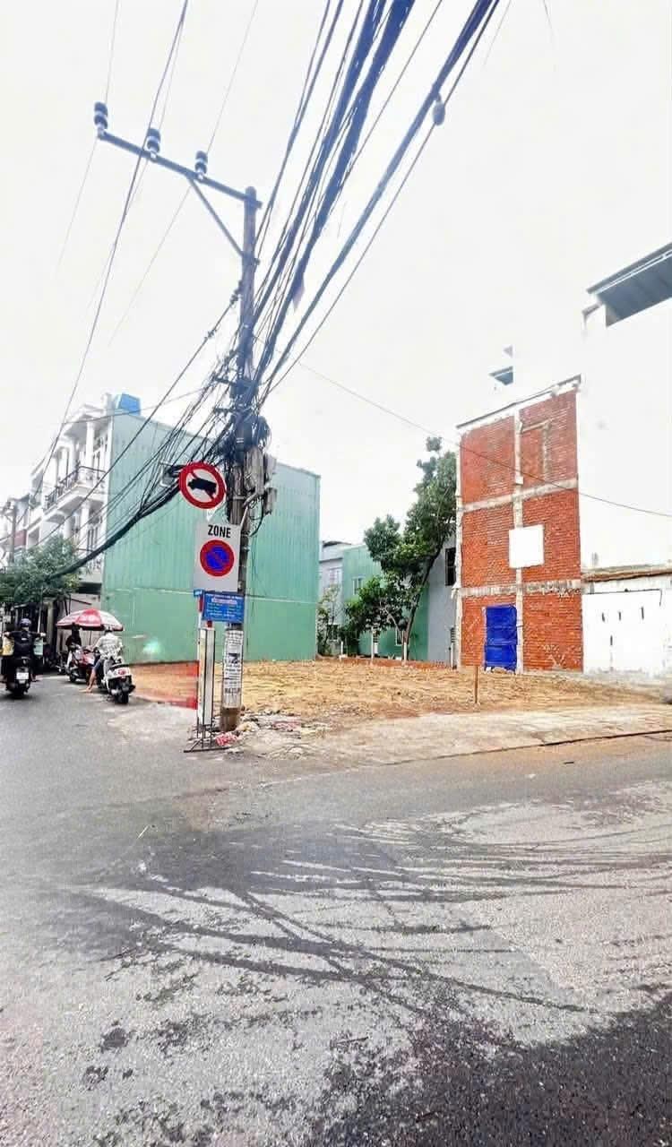 Bán gấp miếng đất 56 m2 tại Đường Cù Chính Lan - Hòa Khê - Thanh Khê - Đà Nẵng, giá 6,75 tỷ