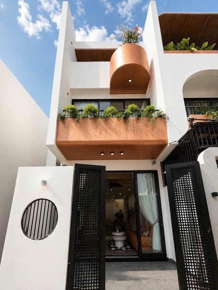 Cần bán gấp nhà đẹp 60 m2 tại Đường Hoàng Diệu - Bình Hiên - Hải Châu - Đà Nẵng, giá 5,95 tỷ