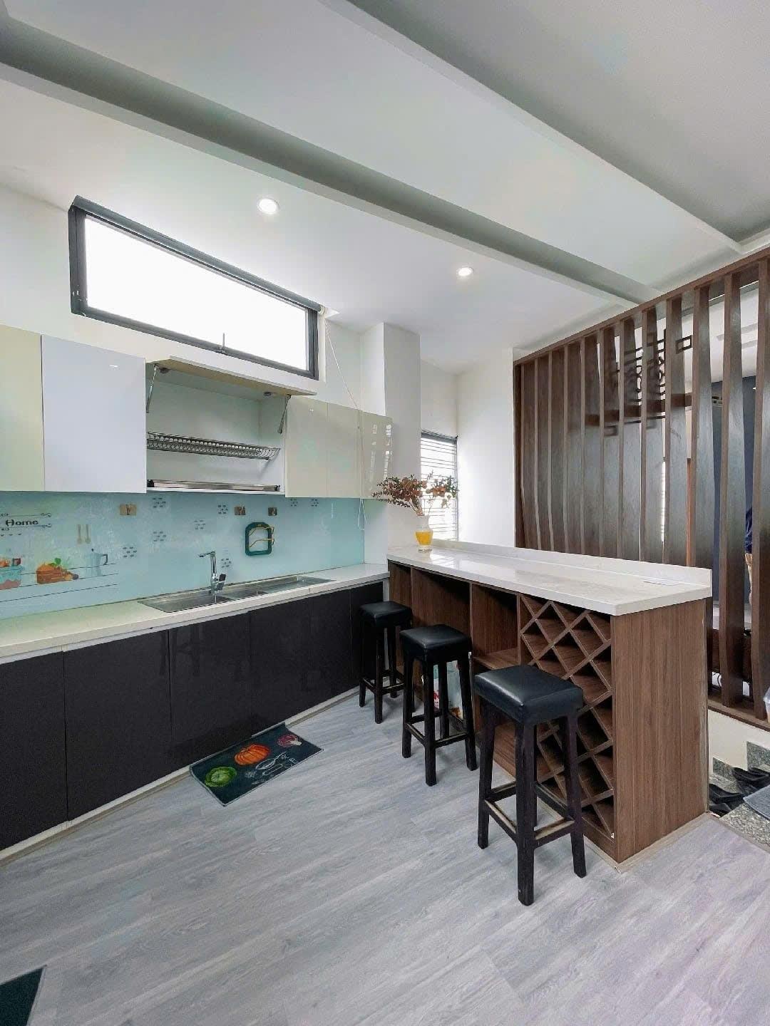 Cần bán gấp bán nhanh nhà sổ hồng riêng 81 m2 tại Đường Nguyễn Hữu Thọ - Hải Châu, giá 7,9 tỷ