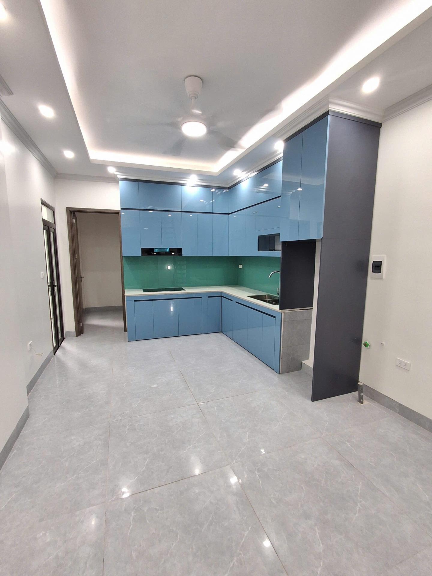 Bán nhà 34 m2 tại Đường Trần Phú - Văn Quán - Hà Đông - Hà Nội, giá 11 tỷ