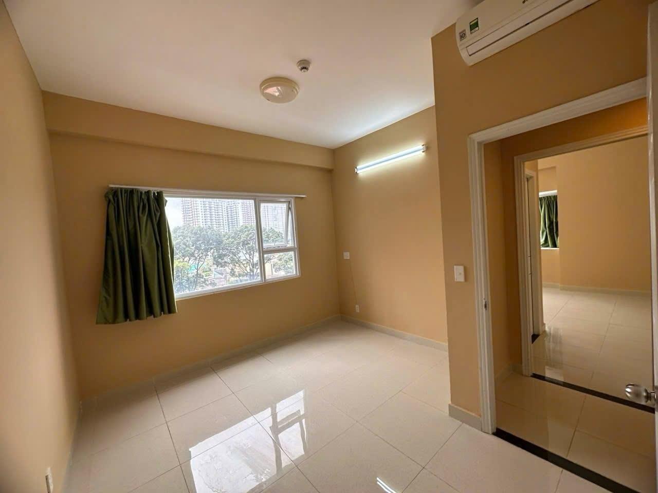 Cho thuê căn 100 m2 tại Đường Âu Cơ - Tân Thành - Tân Phú - TP Hồ Chí Minh, giá 10 tr/tháng