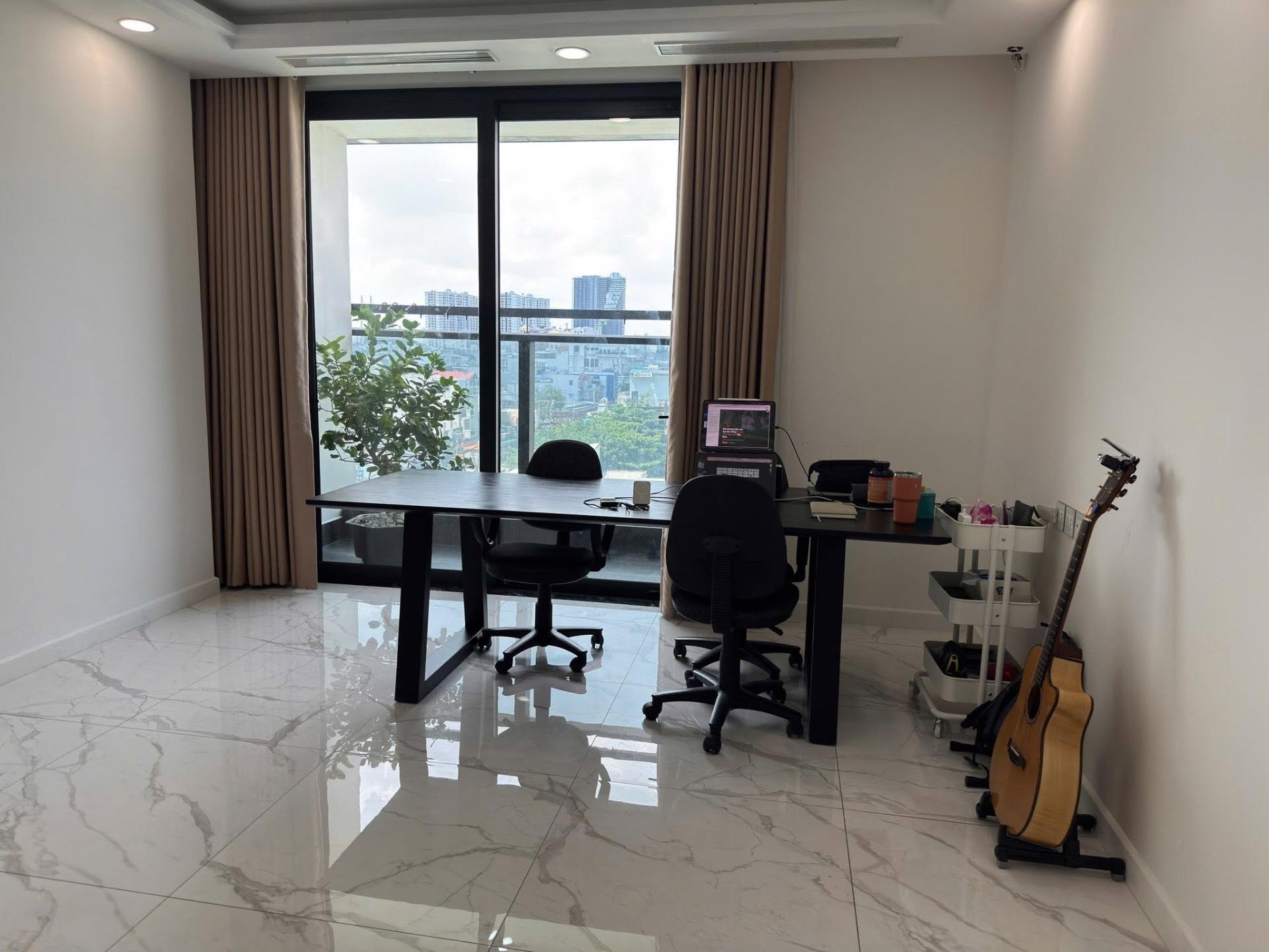 Bán gấp nhà chung cư 85 m2, giá tốt tại Đường Phú Thuận - Tân Phú - Quận 7 - TP Hồ Chí Minh